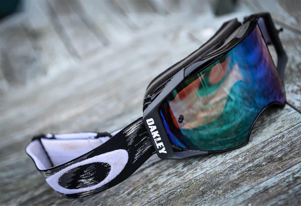 Oakley airbrake hot sale dual lens