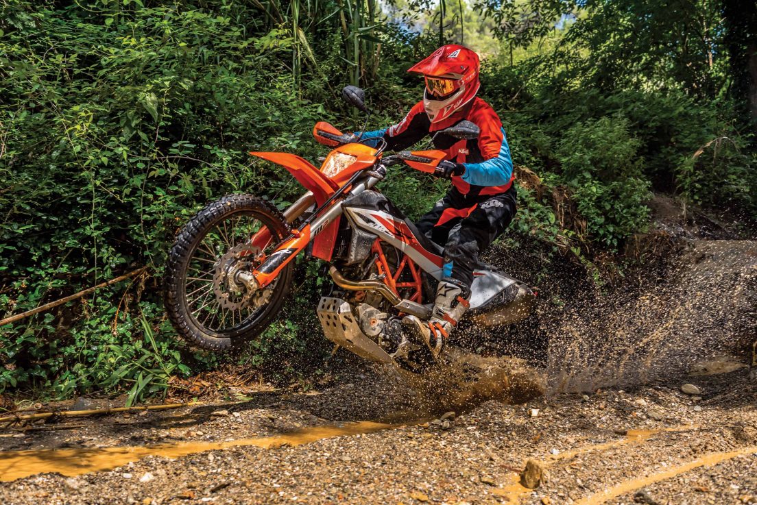 09_Action_KTM 690 ENDURO R MY2019