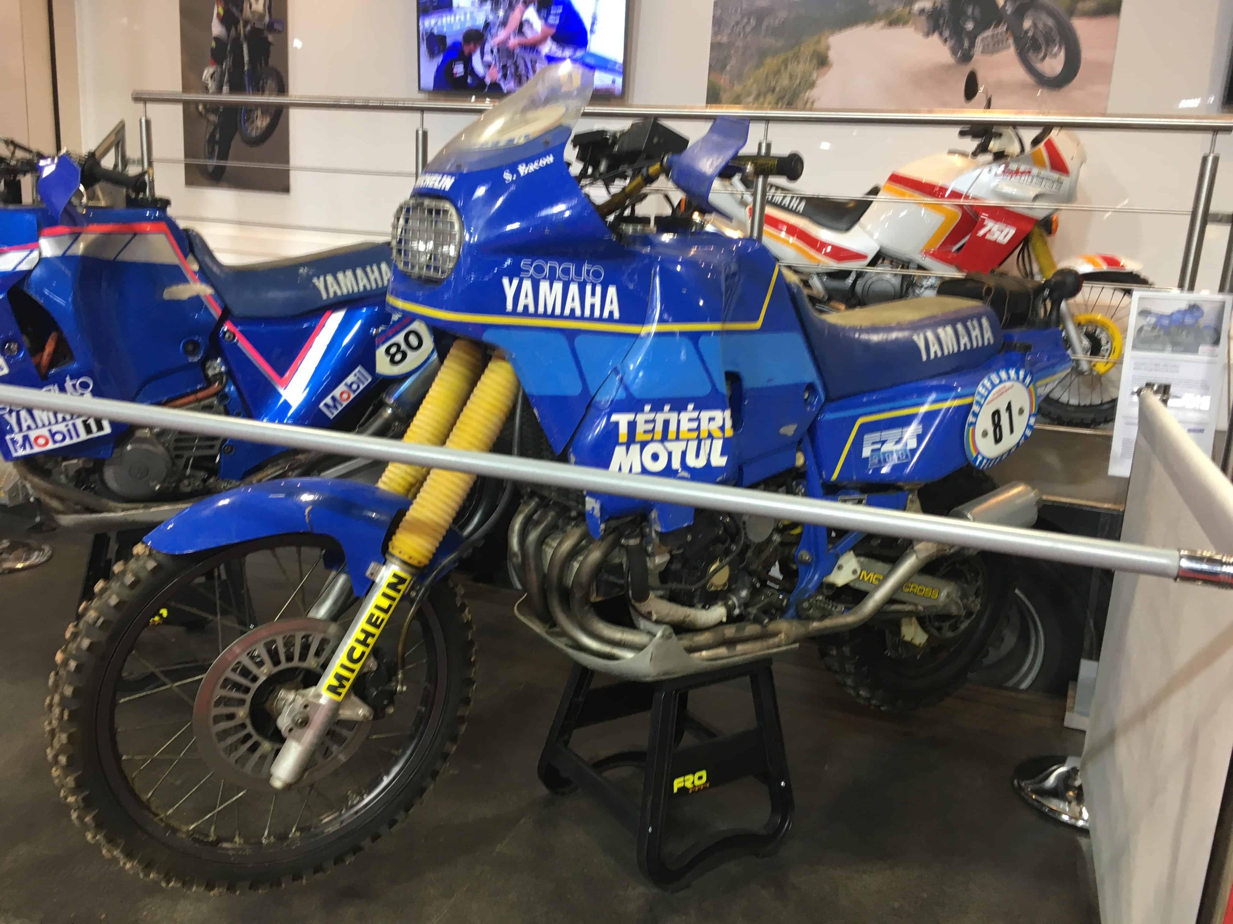 Yamaha FZT900