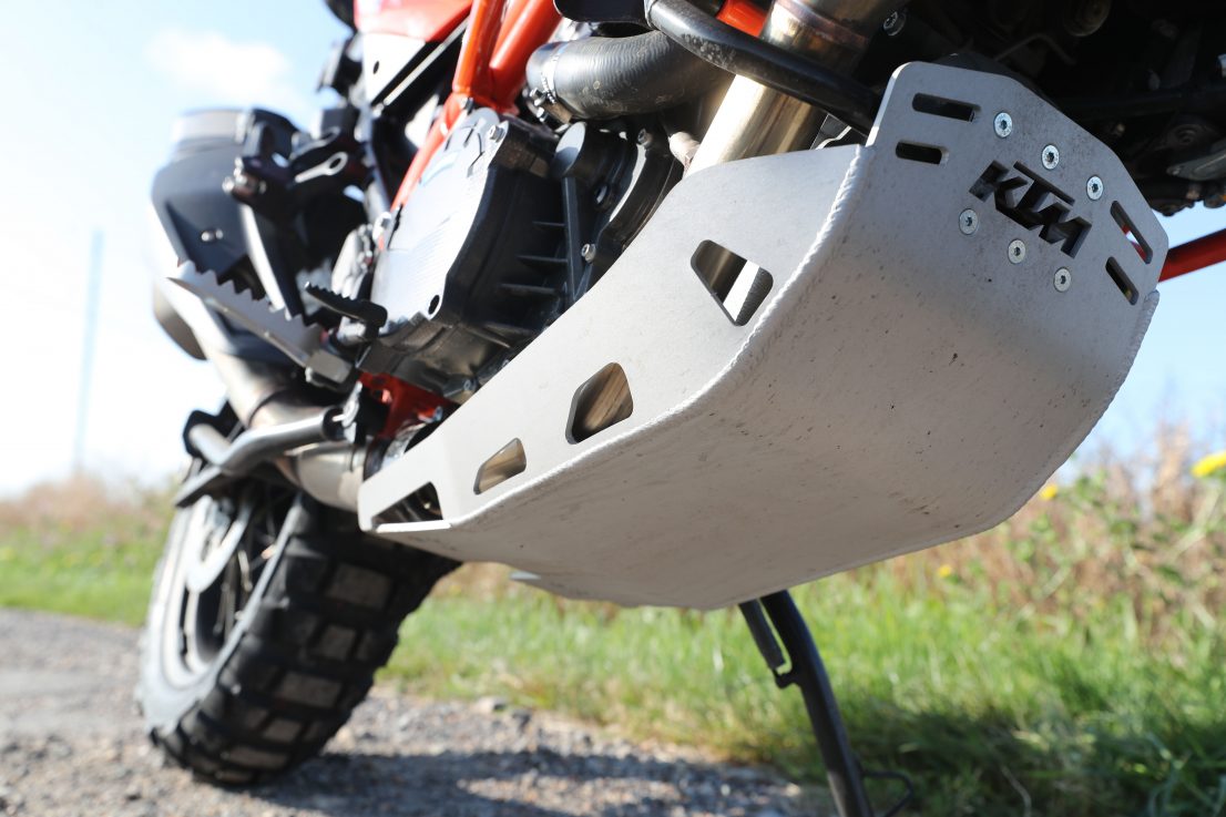 SKID PLATE