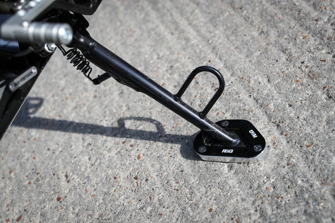 R&G kickstand